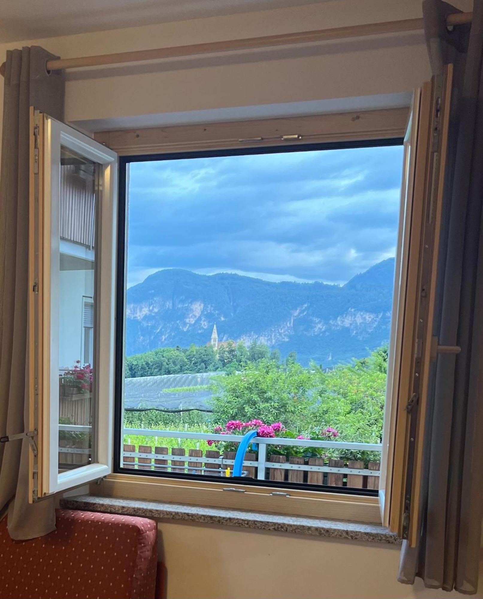 Kerschbamerhof Im Sueden Suedtirols Cortaccia Buitenkant foto